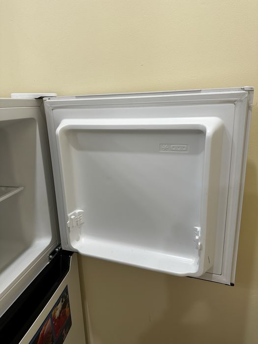 Холодильник AVA ARF-142LN