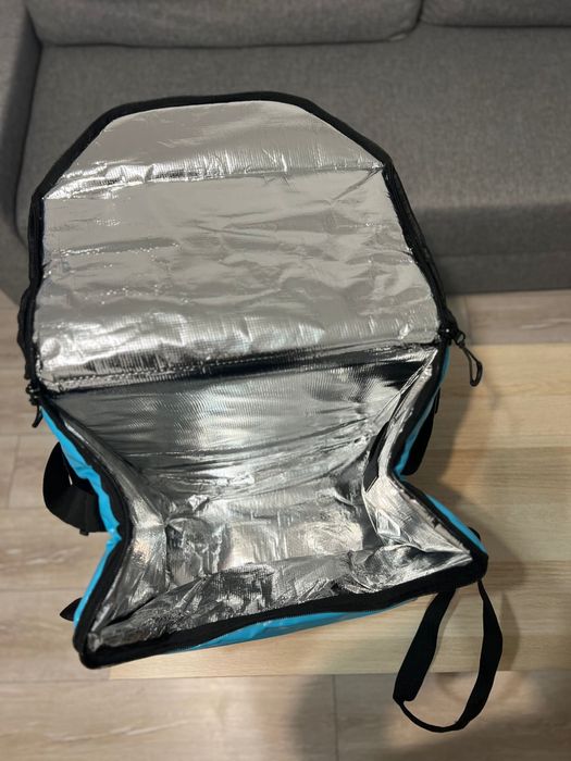 Geanta wolt buna pentru livrari , merge si la Glovo