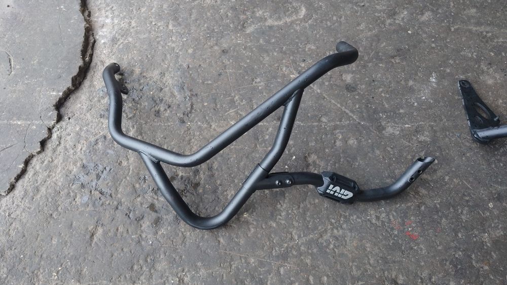 Givi предпазни ролбари за HONDA crf africa 1100