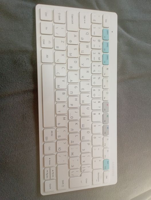 Samsung Smart Keyboard Trio 500 (с прошедшей гарантией)