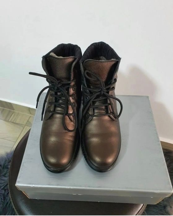 Ghete imblanite doamne/adolescente, din piele naturala, model aramiu,