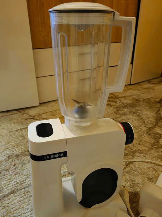 Кухненски робот BOSCH Mum Serie 2