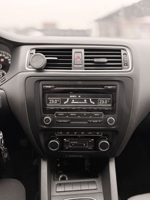 Jetta 2011 2.0 TDI  140 CP