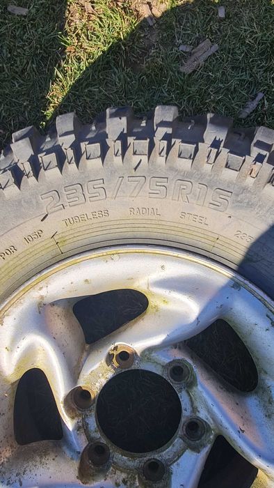 Anvelope off road + jante  235/75/15