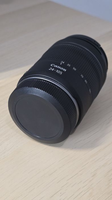 Obiectiv Canon RF 24-105mm F4-7.1 IS STM – stare foarte bună, filtru UV inclus
