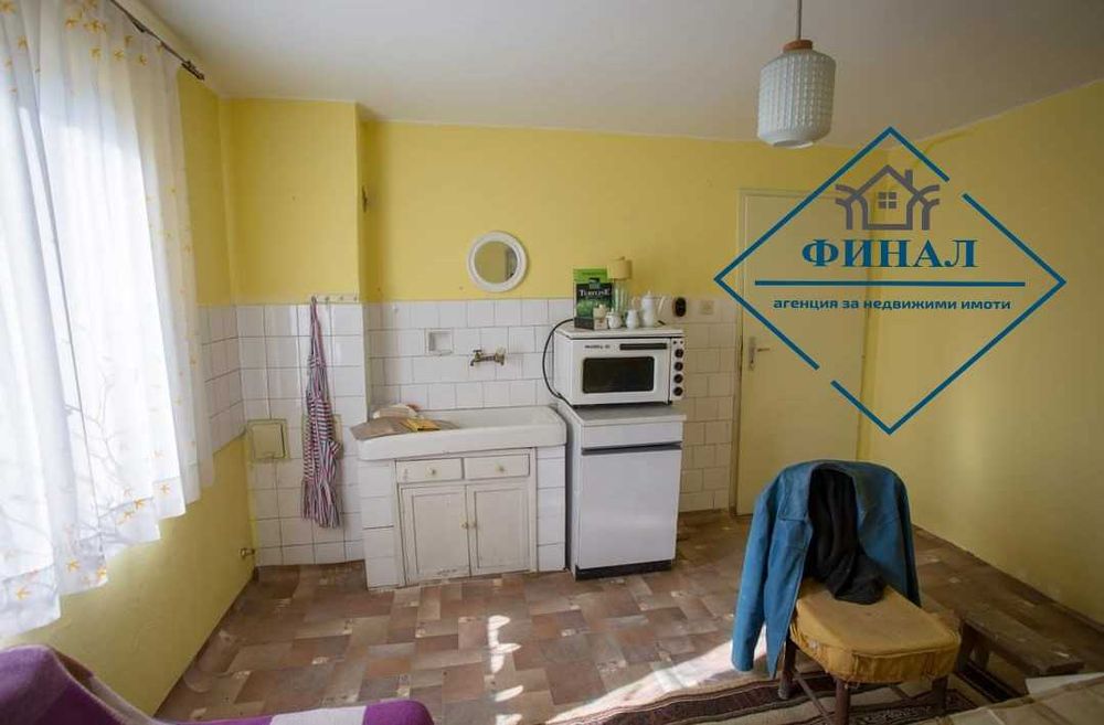 Продава се Къща в с. Мадара, Област Шумен - 70 кв.м за 474 €/кв.м - Снимка #10
