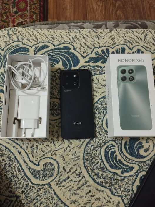 Телефон HONOR X6B