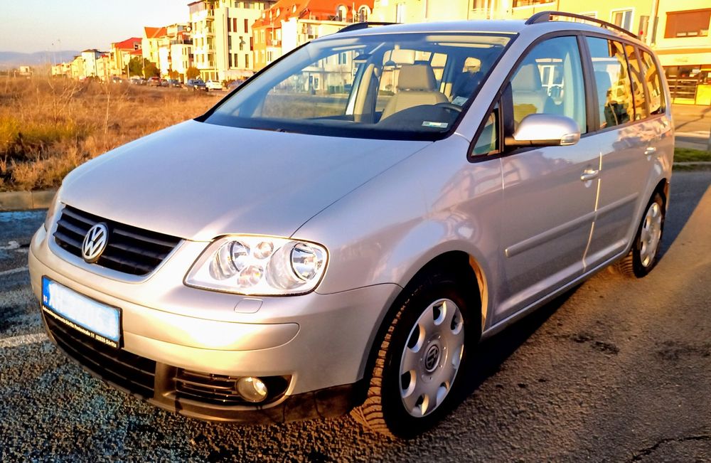 VW Touran, Automatic, Инвалиден, уникално състояние!

1,6 TSI Automat