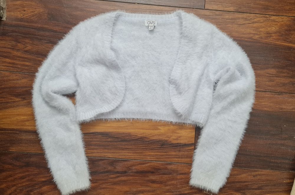 Set pulovere si bluze fete 8-9 ani