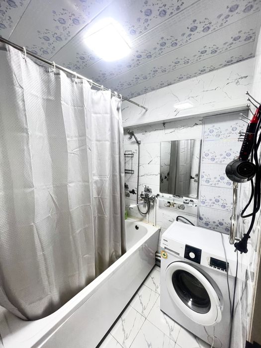 Сдается  суточна за 400. Тысяч сум. 2 х комнатная квартира метро Новза