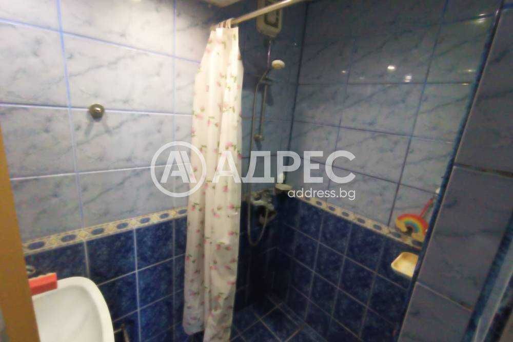 Тристаен тухлен апартамент