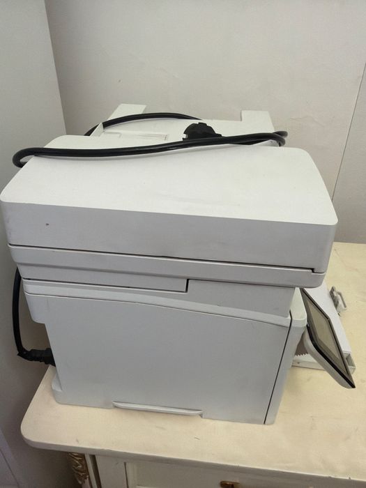 Принтер Б/у HP LaserJet Pro MFP M130fw