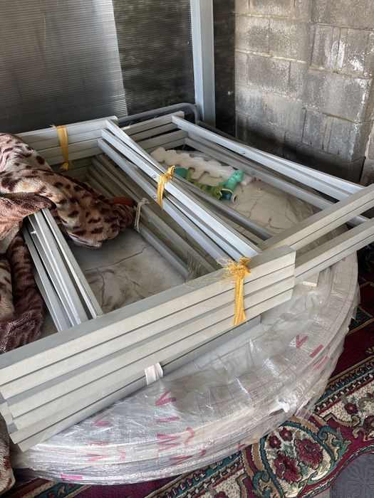 Продам круглые столы