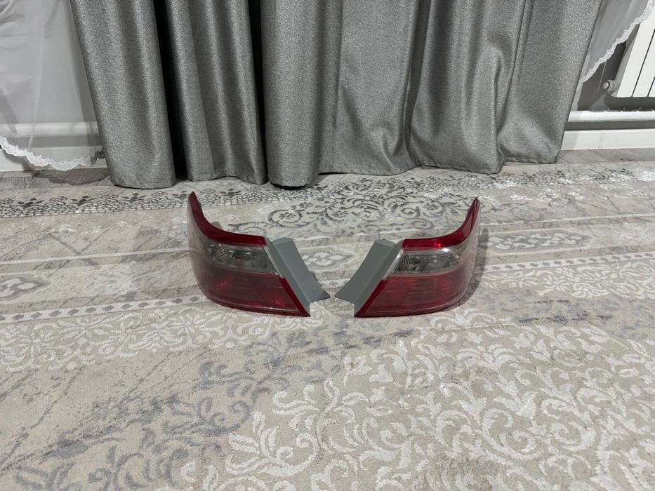 Фонарь задний камри 40-45 оригинкл който фар оптика