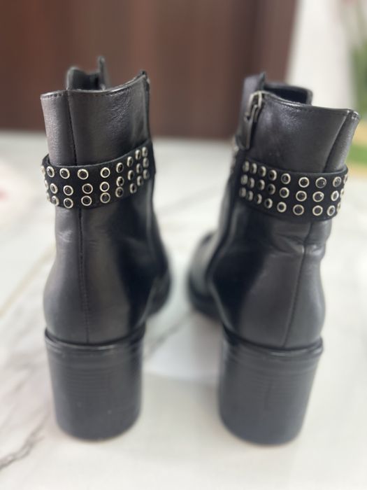 Ghete dama, piele 37/38