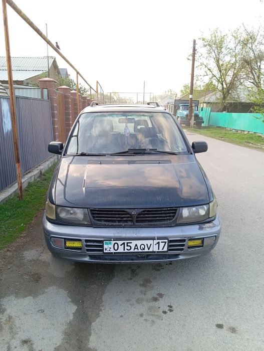 Продам машину mitsubishe