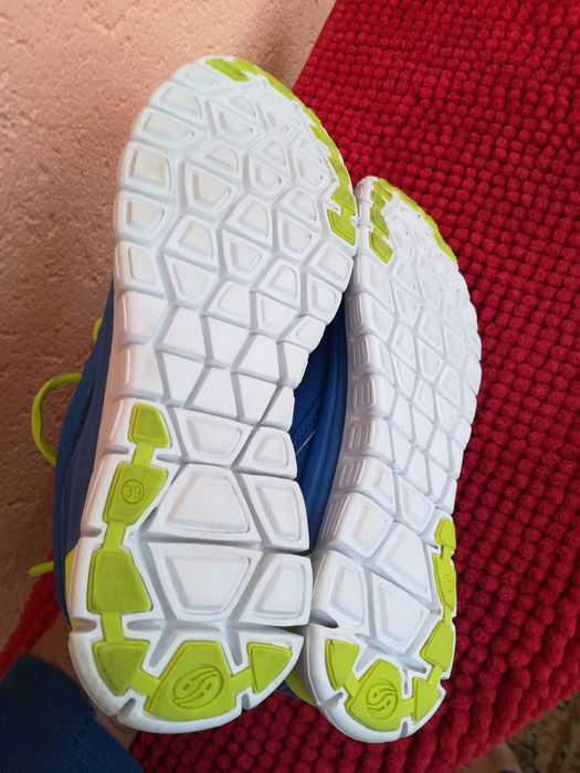 Adidași Dockers nr 39 unisex