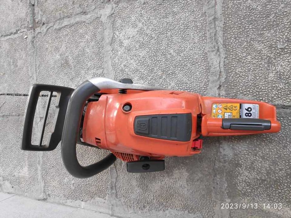 Бензинов верижен трион / моторна резачка Husqvarna 555