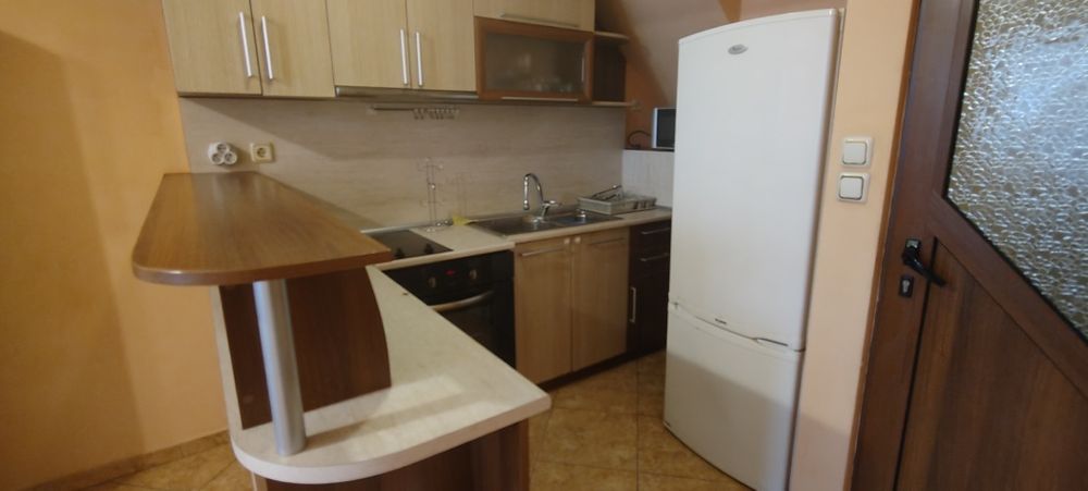 Дава се под наем Двустаен апартамент в Велико Търново, Колю Фичето - 55 кв.м за 298.86 € - Снимка #1