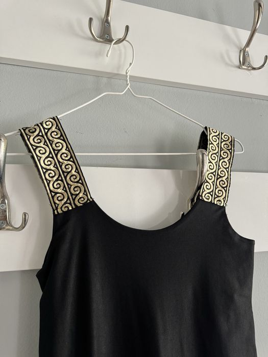 Лукс Черна вталена рокля