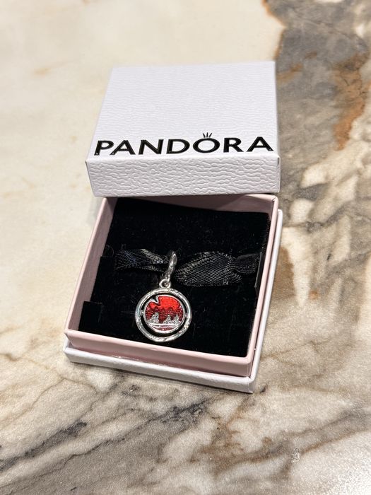charm pandora stranger things