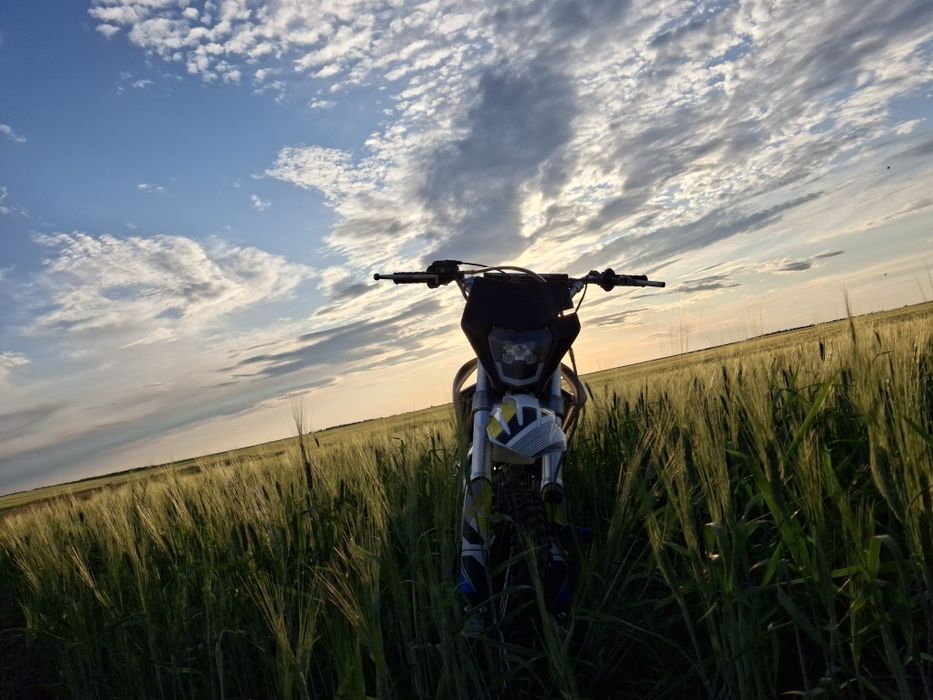 Продам Racer crf 125e