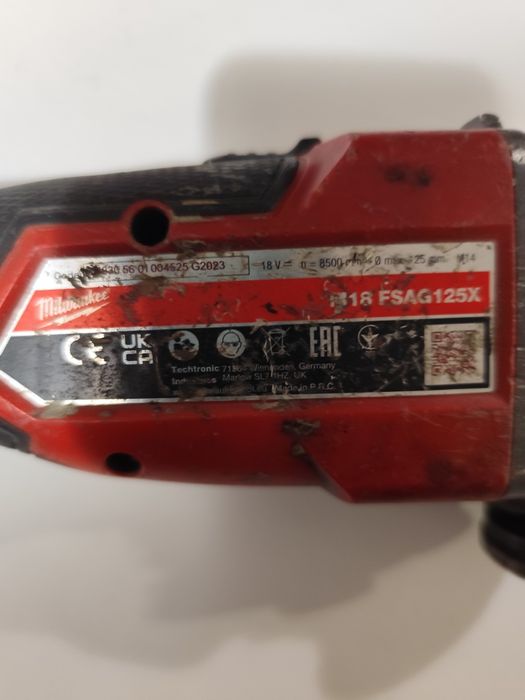Безчетков акумулаторен ъглошлайф Милуоки Milwaukee M18 FSAG125XB