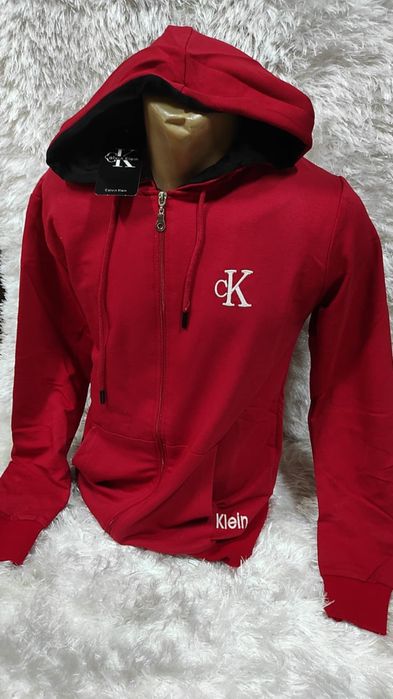 Bluze Bărbați diferite modele și mărimi