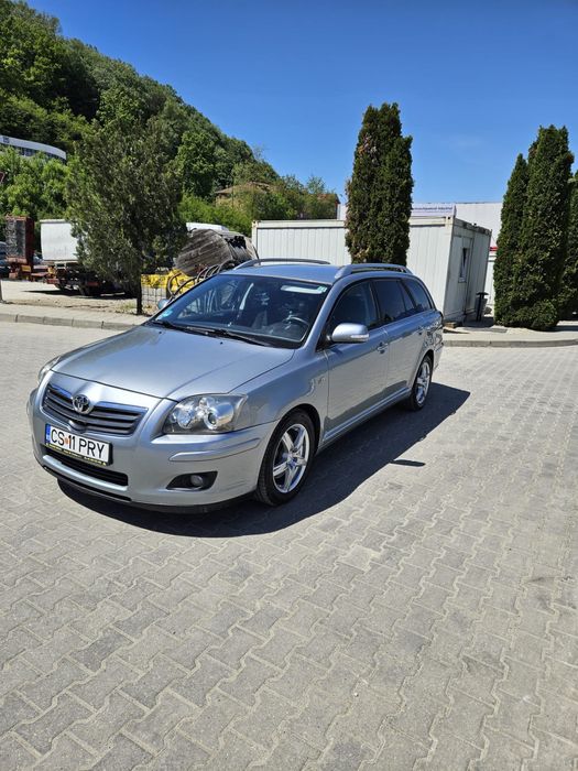 Toyota  avensis combi