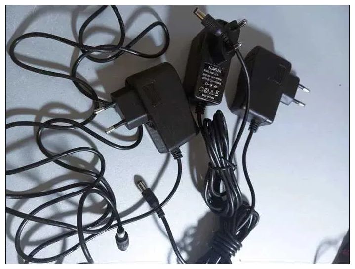 адаптер , блок питания 12v 1.5A