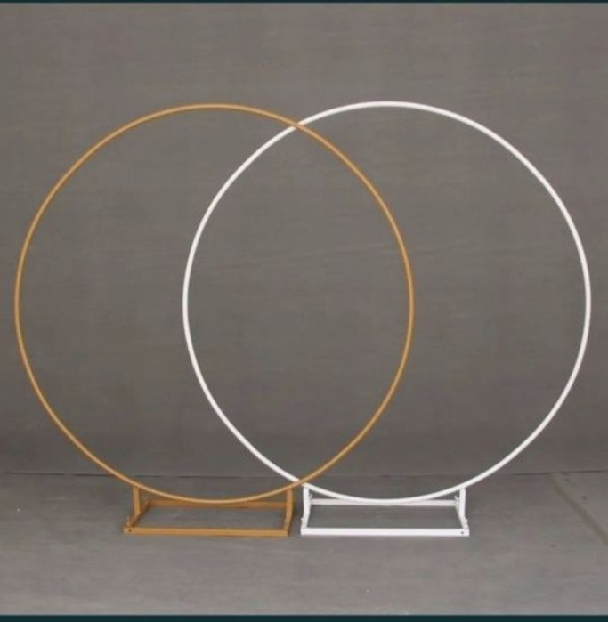 Арка за балони под наем/Арка за украса бяла и златна под наем