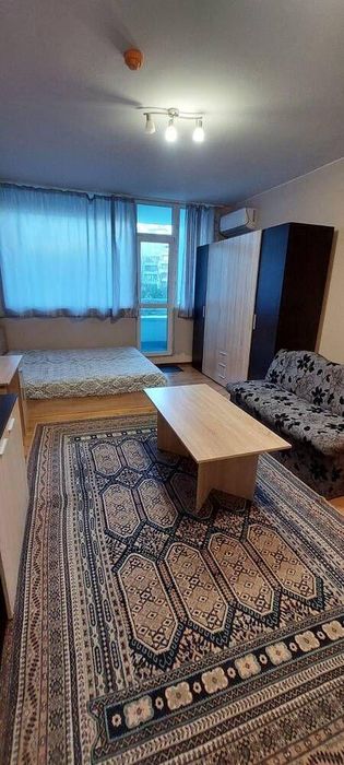 Едностаен апартамент в ж.к. Студентски град.