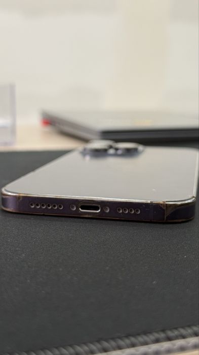 Продам айфон 14 про макс