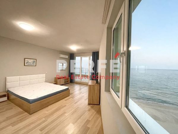 Продава се Двустаен апартамент в Несебър - 110 кв.м за 2519 €/кв.м - Снимка #1