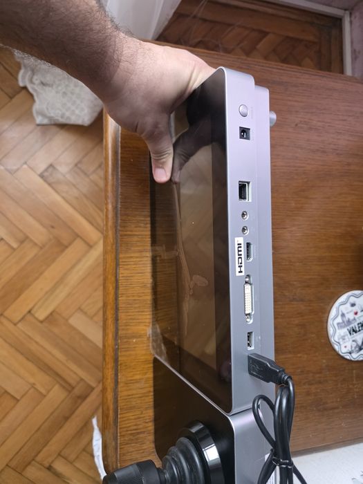 Vând Controller Hikvision DS-1600KI