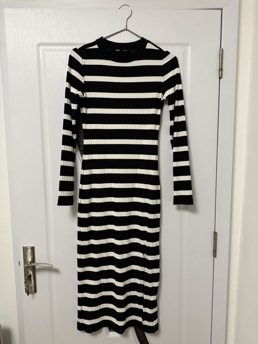 Дамска рокля с цепка