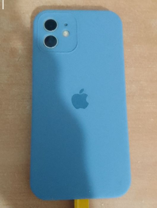 Продам iPhone 12/128