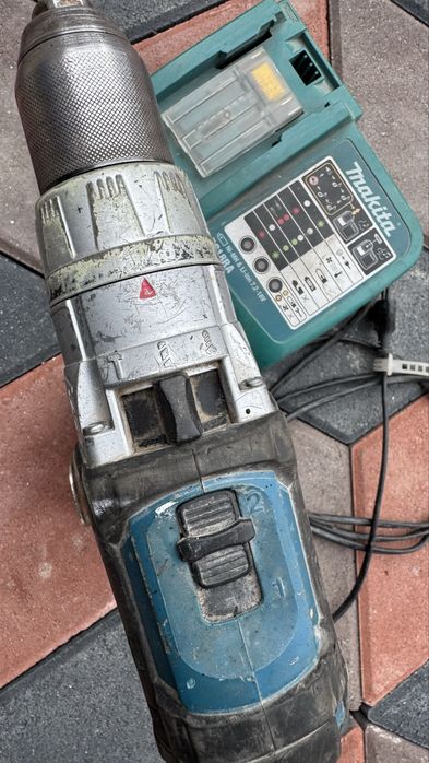 Makita ударен винтоверт, безчетков шлайф, зарядно и батерия 3ah