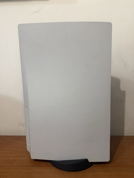 Sony Playstation 5, + 2 геймпада