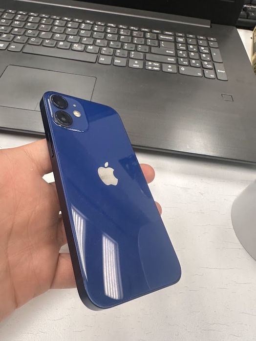 продам iphone 12