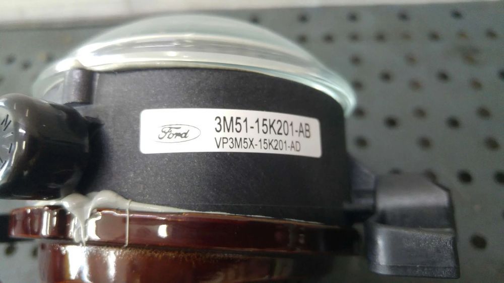 Proiector ceata dreapta ford focus 2 3m5115k201ab