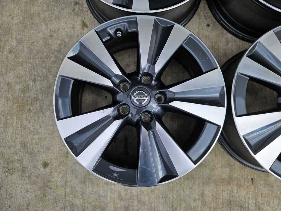 Jante R17 5x114.3 NISSAN Pulsar,Leaf,Qashqai,Juke,X-Trail;DUSTER,RENAULT+SENZORI