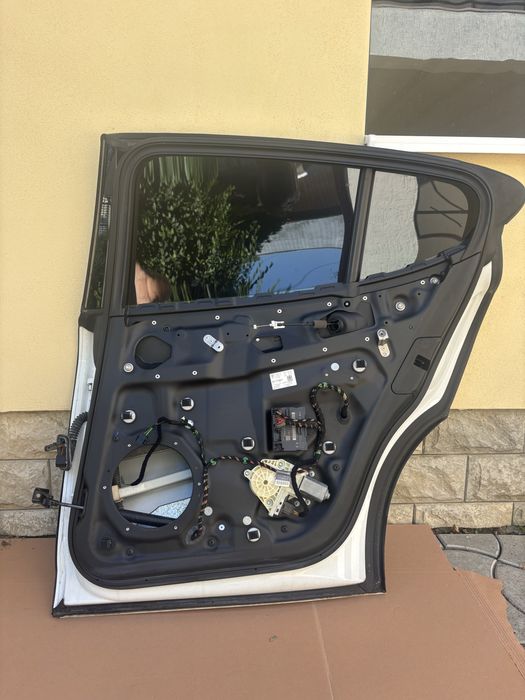 Portiera / Usa Porsche Panamera facelift spate