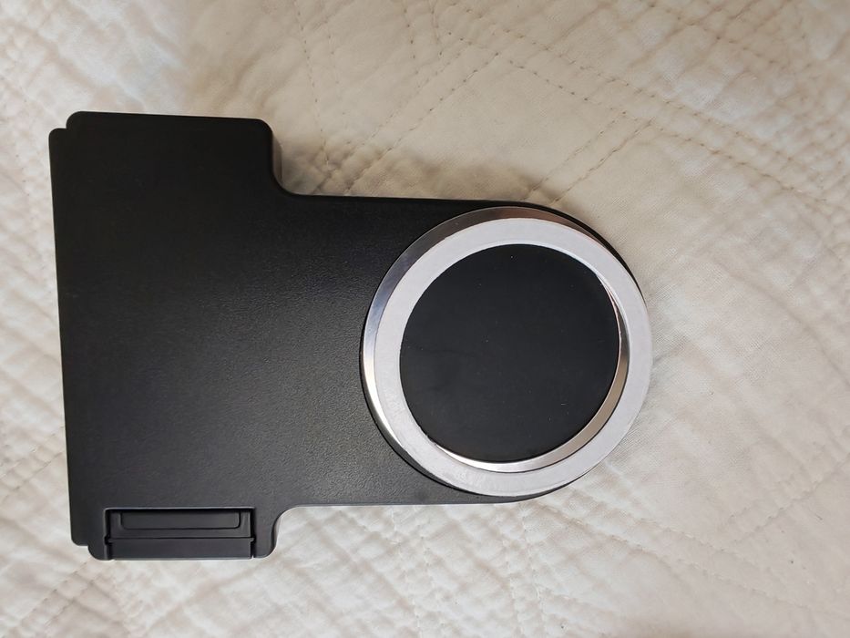 Карт Холдер в отличном состоянии