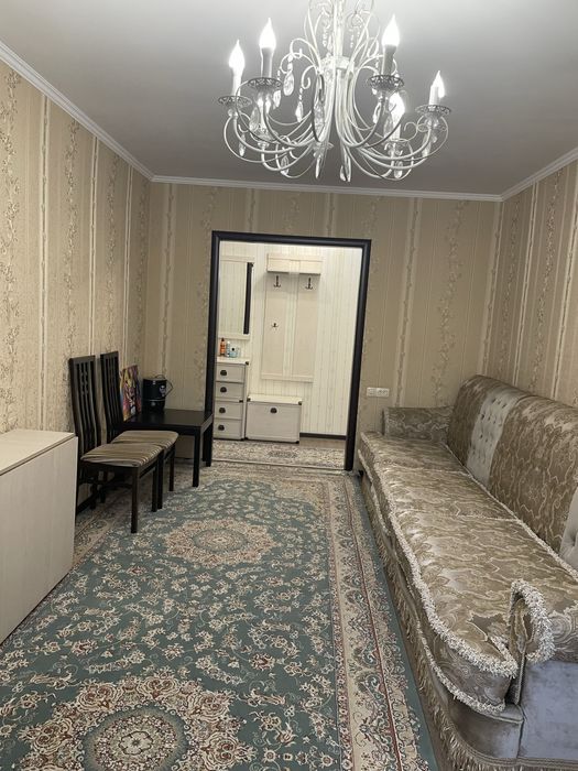 Продам 3 ком улучшенную  кв .