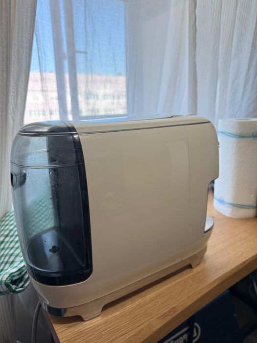 Кафе машина Smeg lavazza Modo mio +подарък кампсули 25 броя