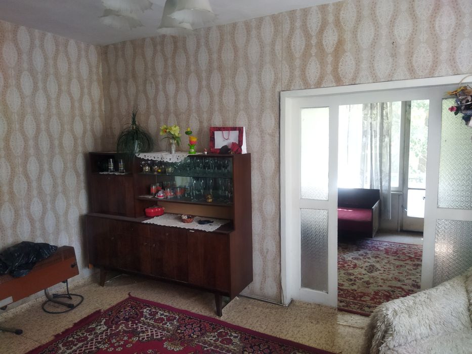 Продава се Четиристаен апартамент в Смолян, Горно Райково - 118 кв.м за 1017 €/кв.м - Снимка #1