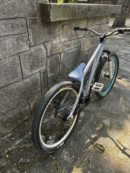 Dirt jump Dartmoor Two6player