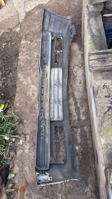 Передний бампер BMW e36