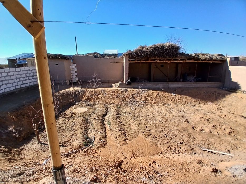 Tayyor uy joy sotiladi